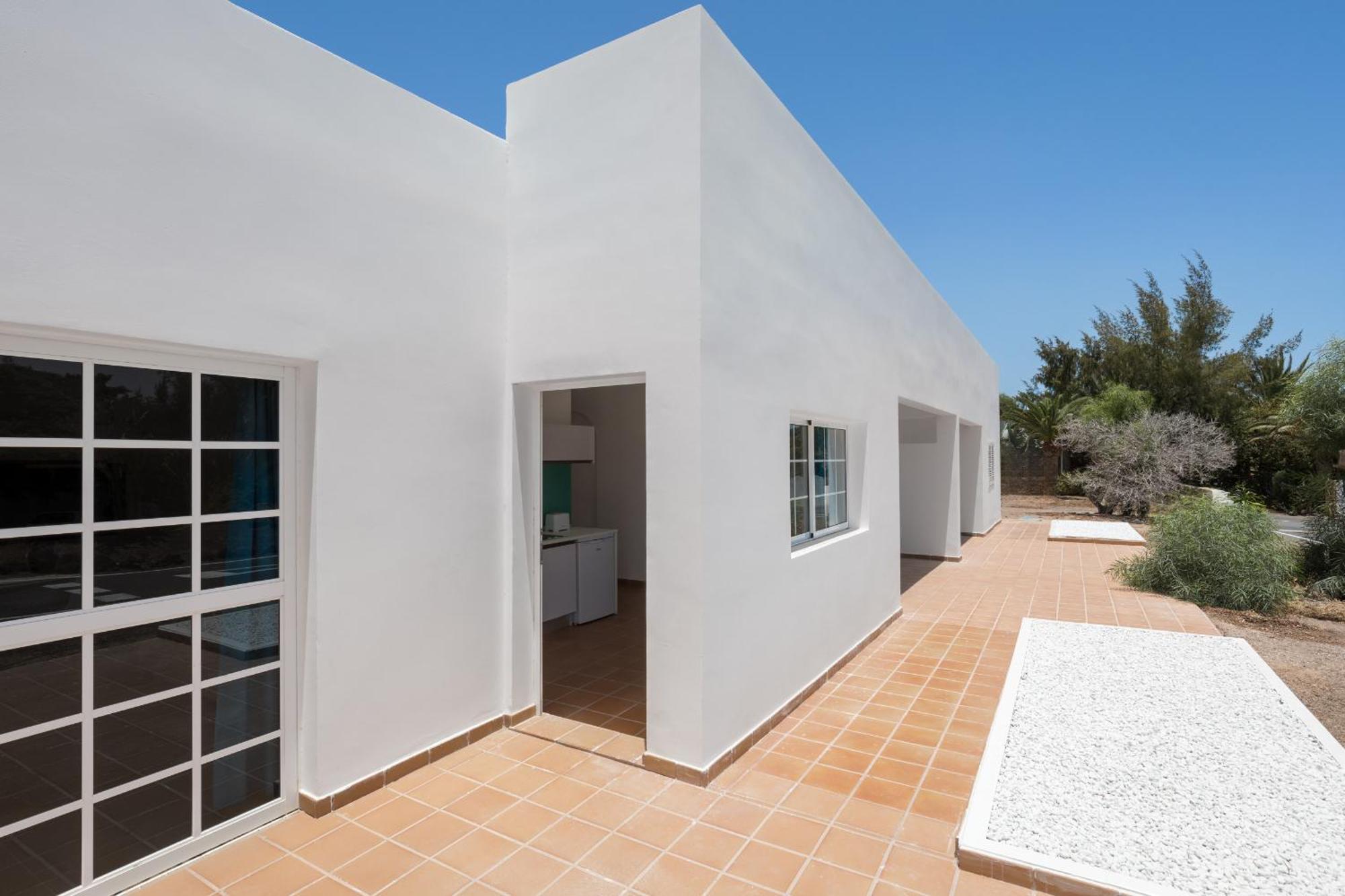 Flor De Hibisco Deluxe Apartments Pajara  Exterior photo