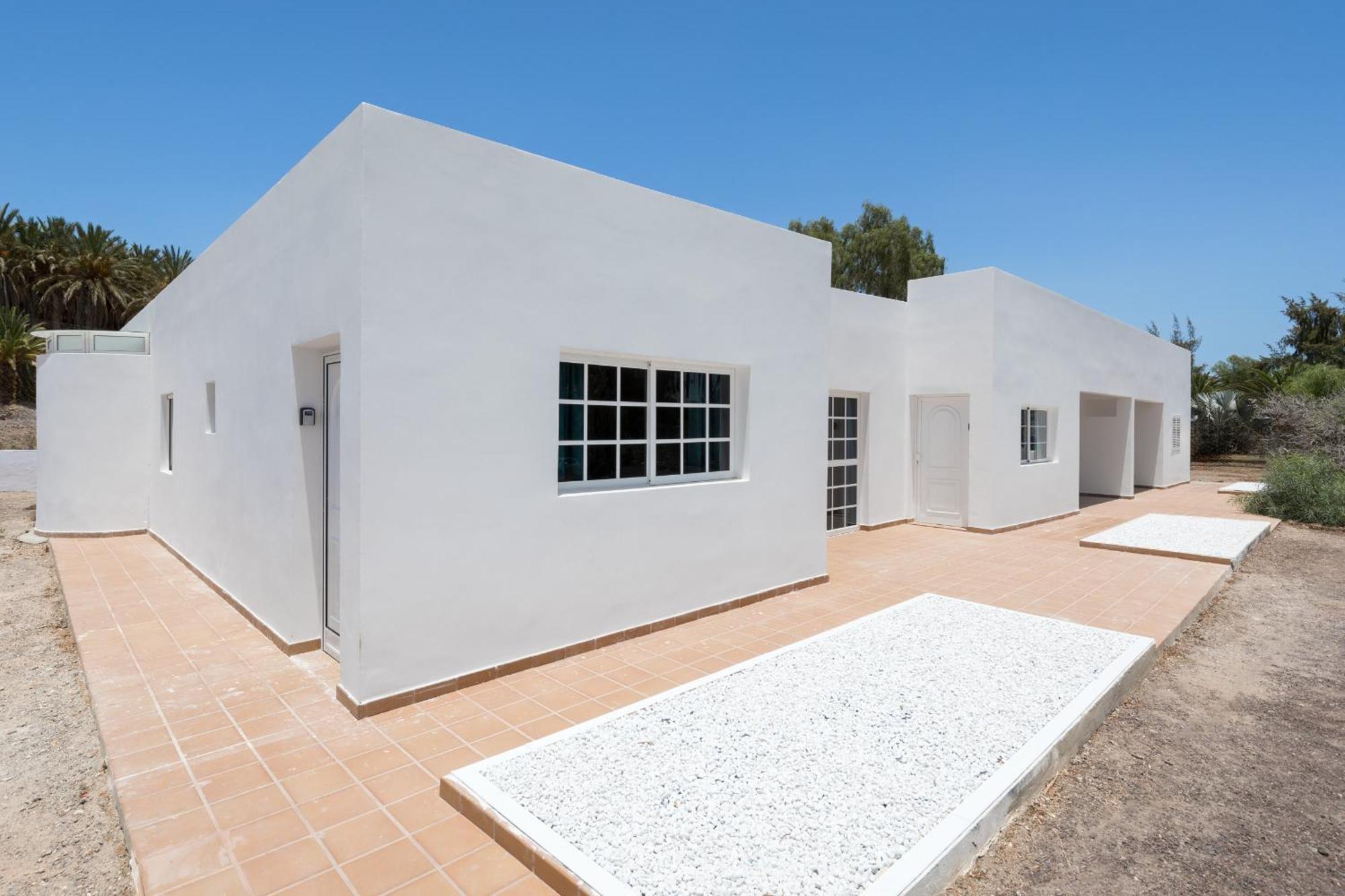 Flor De Hibisco Deluxe Apartments Pajara  Exterior photo